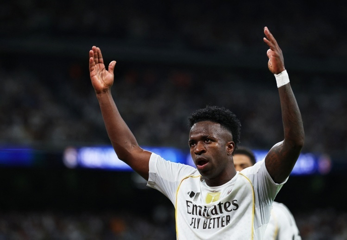 皇马客场逆转马竞，德比战上演惊天逆转