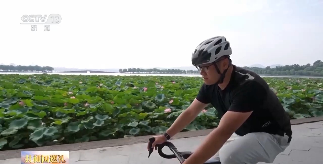 羡慕了！潘展乐训练过的游泳馆，如今总台体育