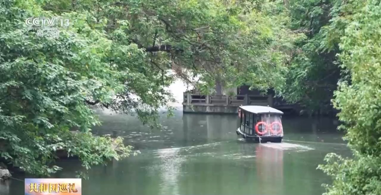 羡慕了！潘展乐训练过的游泳馆，如今总台体育