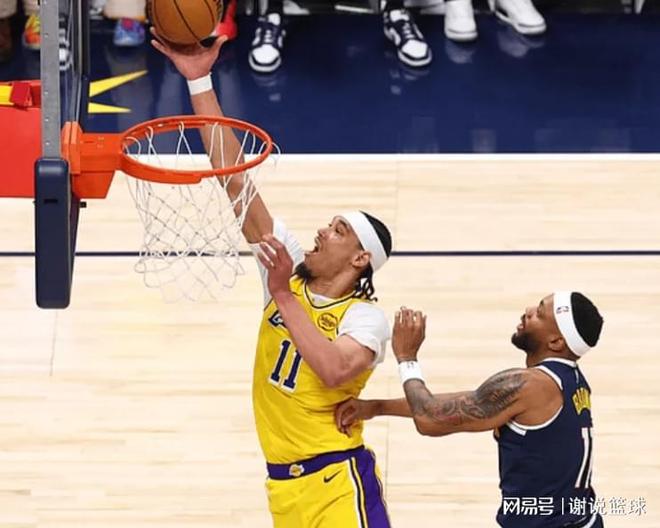 湖人冲刺季后赛前四关键战对阵太阳