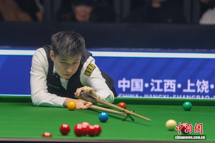 赵心童力克世界第一特鲁姆普 斯诺克巡回赛夺冠