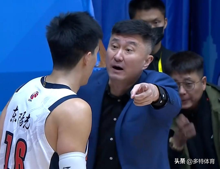 广东宏远18分领先遭福建翻盘创队史纪录